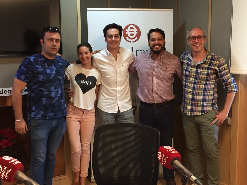psaneme's tweet photo. Si no pudiste escuchar el espacio de #Ciberseguridad de #AfterWork en @CAPITALRADIOB ya puedes recuperarlo en https://t.co/C2eTQTOAc0 y escuchar a @EnriqueITE y Cesar Garcia CEO de @onretrieval hablando de redes sociales e informática forense junto a @edcastillo_11 y @monivalle https://t.co/pp1DGzEORg