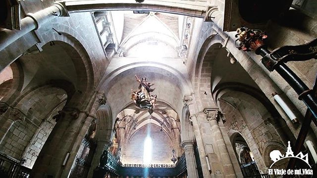 ¿Conoces la #catedral de #Tui? #medieval #medievalworld #medievalcity #galiciaverde #galicia #galiciamola #galiciavisual #galiciagrafias #galiciamaxica #galicia_mola #galiciameiga #galicia_enamora #galiciaparaiso #galiciapositiva #galicianstyle