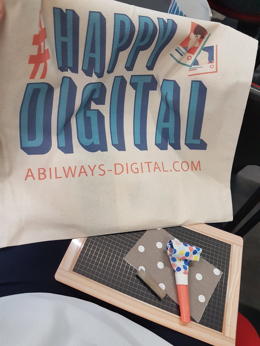 amelie_bailleau's tweet photo. #DIGITAL : 82% des femmes en ont marre d'être has been et assistent aux conférences d’acculturation numérique organisées par @ABWSDigital ce matin nouvelle session au sein de #ecolew à #Paris https://t.co/Cc6UHZPTBO