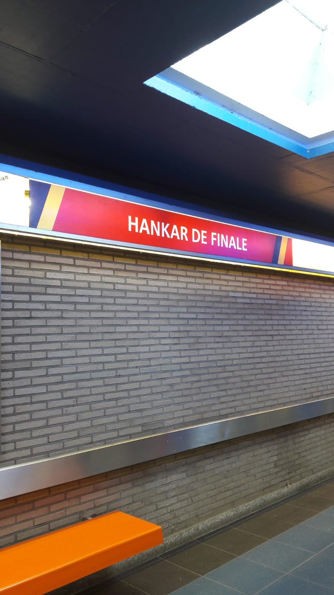 STIBMIVB's tweet photo. Incroyable ! Les Diables sont en quart de finale ! Ou devrions-nous dire "HANKAR de finale". ⚽

Mais tout ça n'aurait pas été possible sans "thRIBAUCOURTois", "ALMArouane Fellaini" ou "rAUMALEu Lukaku". 😬

Vous jouez avec nous ? #REDTOGETHER 
#stib https://t.co/IzW59OFQzr