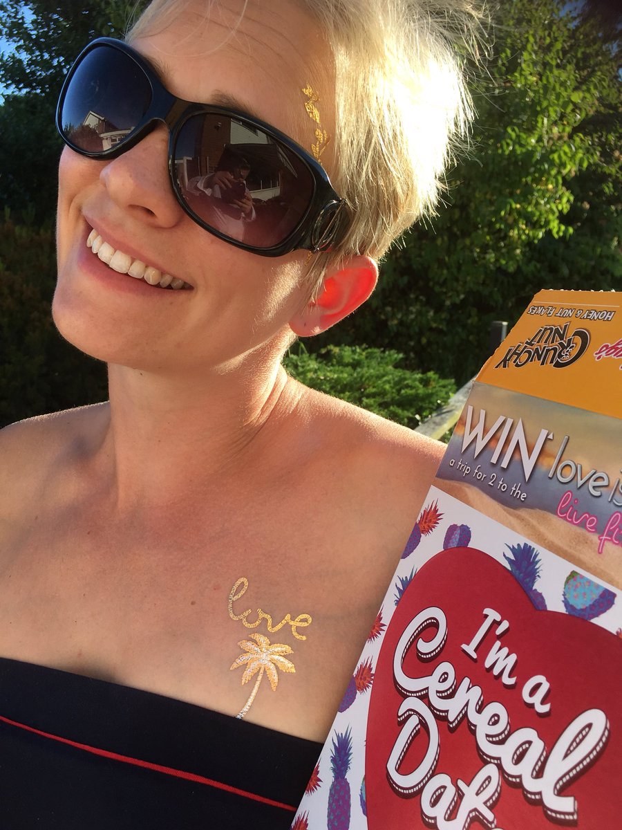 ItisaGem's tweet photo. @KelloggsUK Grabbed a quick selfie with my crunchy nut &amp; #loveisland tattoos from my birthday bbq! #kelloggscerealdater #loveisland https://t.co/huYo4mKCO7