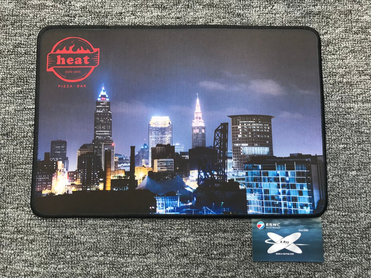 joejiang20's tweet image. A custom-made mouse pad for the night view of Edgewater Park in Cleveland, Ohio, USA。#mousepad #custommat #nightview #Ohio