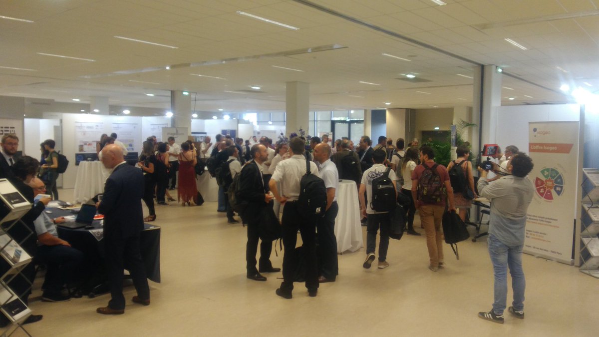 afigeo_asso_fr's tweet photo. #GeoDataDays c'est parti! Bienvenue aux très nombreux participants et bon café avant les grands débats
@DecryptaGeo @CRIGEnormandie https://t.co/jrG85oeGxl