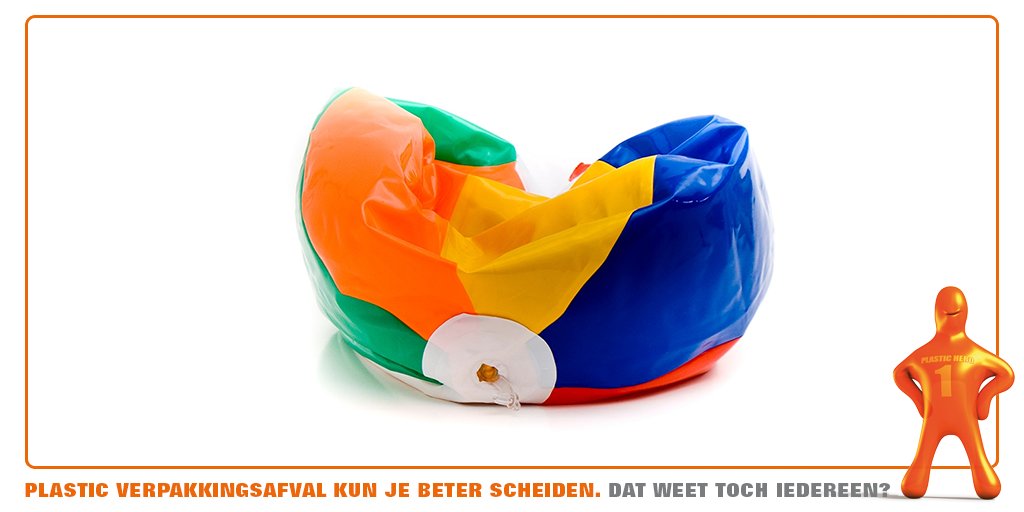 Heeft jouw strandbal de eerste warme dagen van de zomer niet overleefd? Dan is het goed om te weten dat deze niet bij het plastic verpakkingsafval thuishoort. Ook oplaasbadjes en strandspeeltjes horen niet in de Plastic Heroes zak of bak.