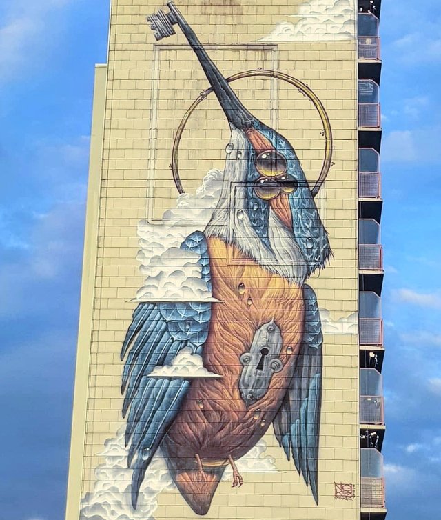 brababella's tweet photo. #Streetart News [wall 1271] - #VeksVanHillik, #FrankoDine, #JEKS https://t.co/MZXRbYRsI5 in evidenza l'#uccello di Veks Van Hillik a #Grenoble per il #GrenobleStreetArtFest #mureals #arteurbana #urbanart #muralism https://t.co/1ZbBWMBawN