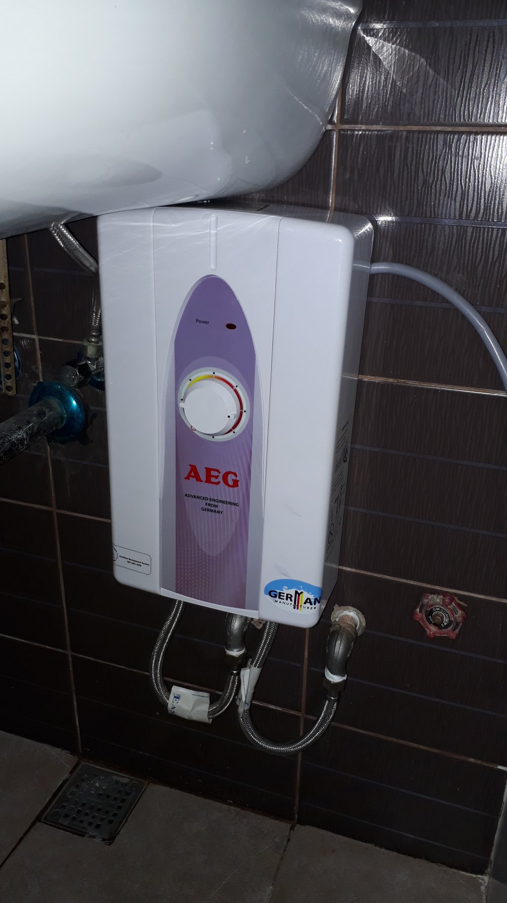 Bestank on X: BMU-60 AEG Multi-Point Water Heater Installation- Woodsville  Residences, Parañaque City https://t.co/WMh7rLosBg https://t.co/0Km11SB9la  / X