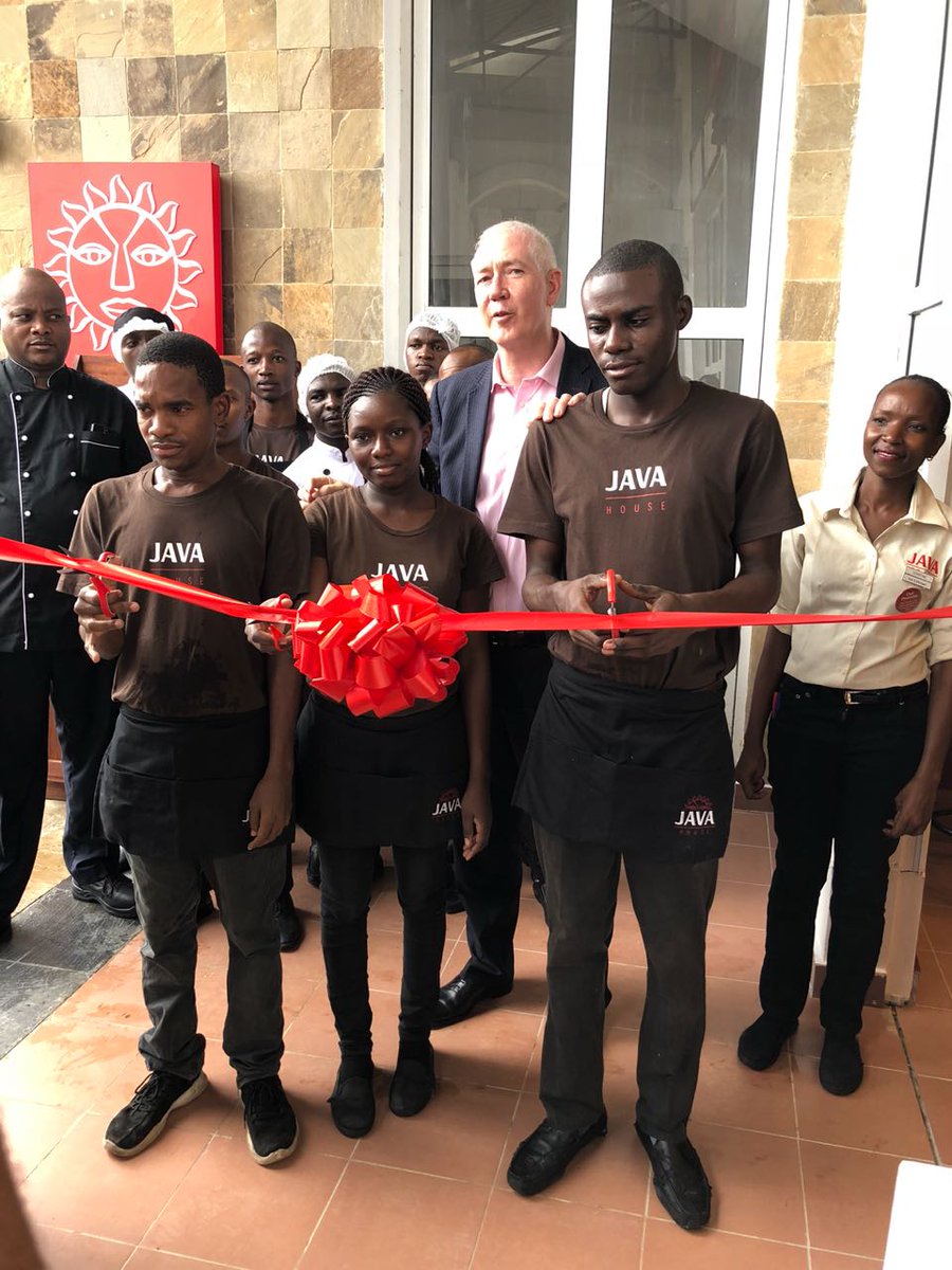 javahouseafrica's tweet photo. Our 58th branch in DIANI is now OPEN! Visit us for the #javaexperience at Diani Centre Point.
.
#javahouse #javahousediani #javalove #diani https://t.co/LRJrip8pun