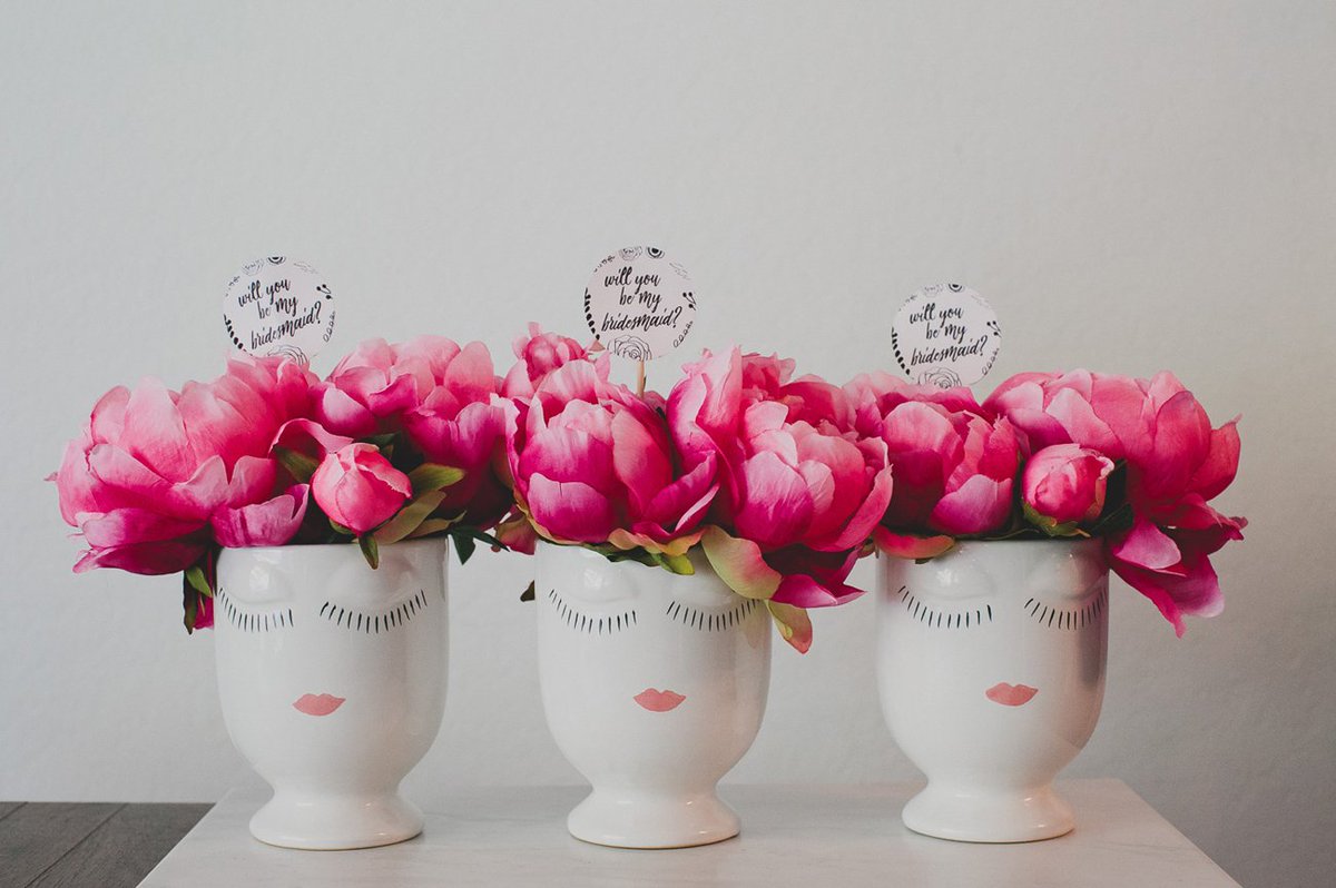 unabodaoriginal's tweet photo. Hoy en el blog, una idea diferente para regalar a tus Damas de Honor! https://t.co/gaqPPf8Z8n #diyboda #tutorialboda #damasdehonor #boda #bodas #unabodaoriginal #blogdebodas https://t.co/FUGMRhf2r7