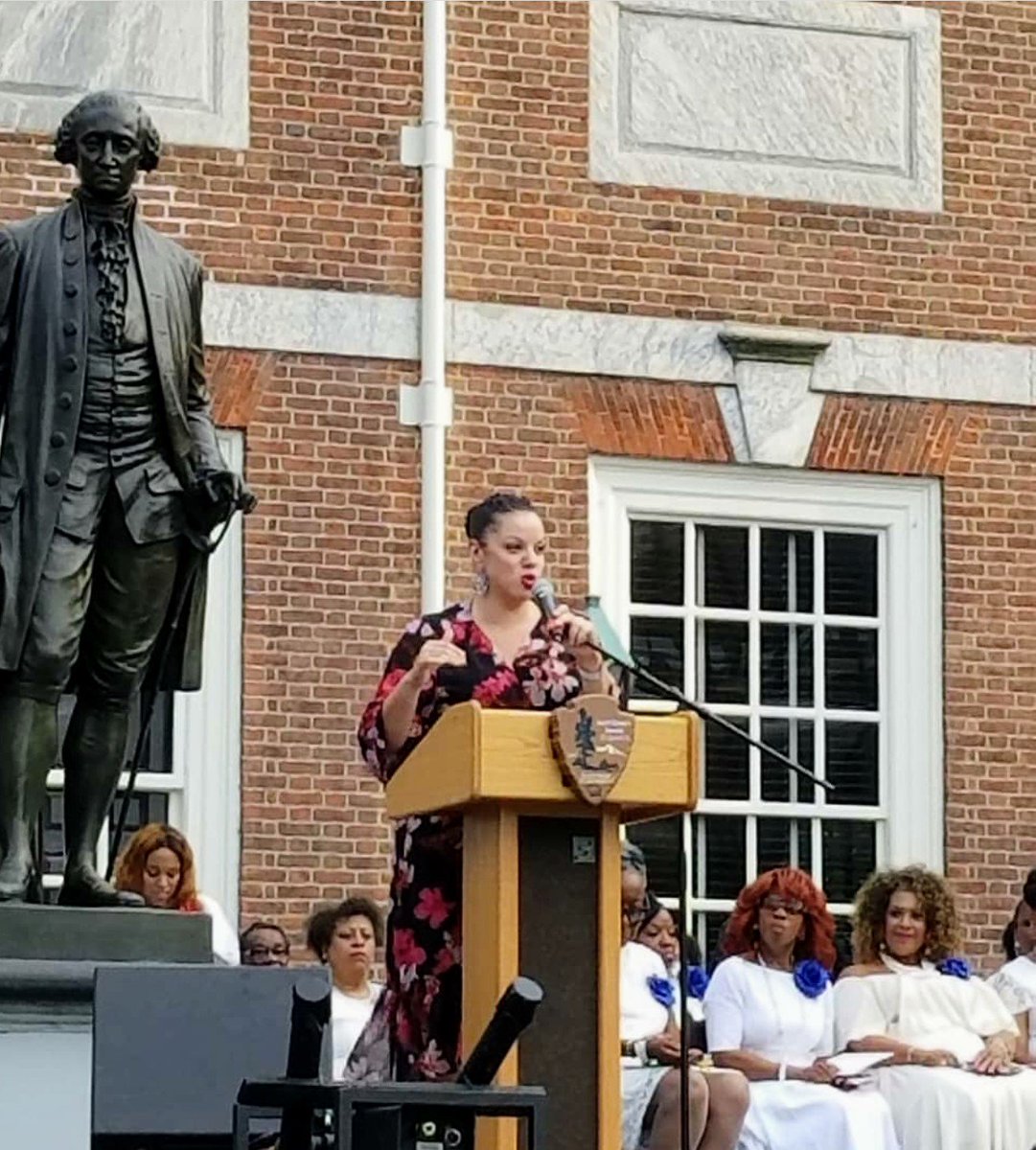 .@WellsFargo's own #Tiffanytavarez kicks off the @July4thPhilly #gospelmusic concert at #independencehall on #Sunday. More than 5,000 concert goers were treated to all-star ensembles from across the northeast #UnitedStates.