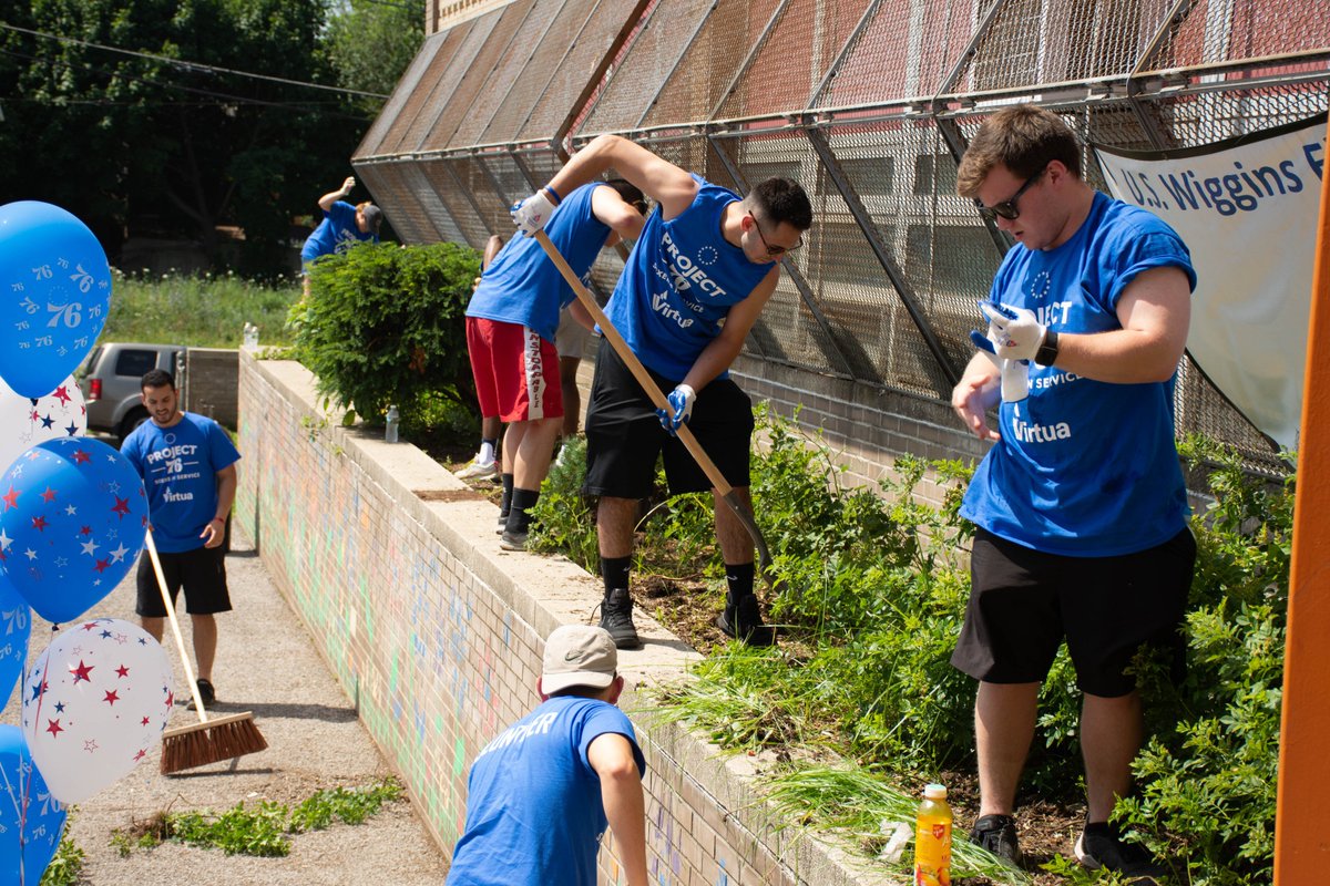 VirtuaHealth's tweet photo. Steamy weather could not slow down the incredible volunteers at #Project76 last week. Click to see more photos of the hard-working volunteers from Virtua, @SIXERSSTRONG, and @PhillySJUnited: https://t.co/KRKACqJFzm https://t.co/RU5tjXxOms