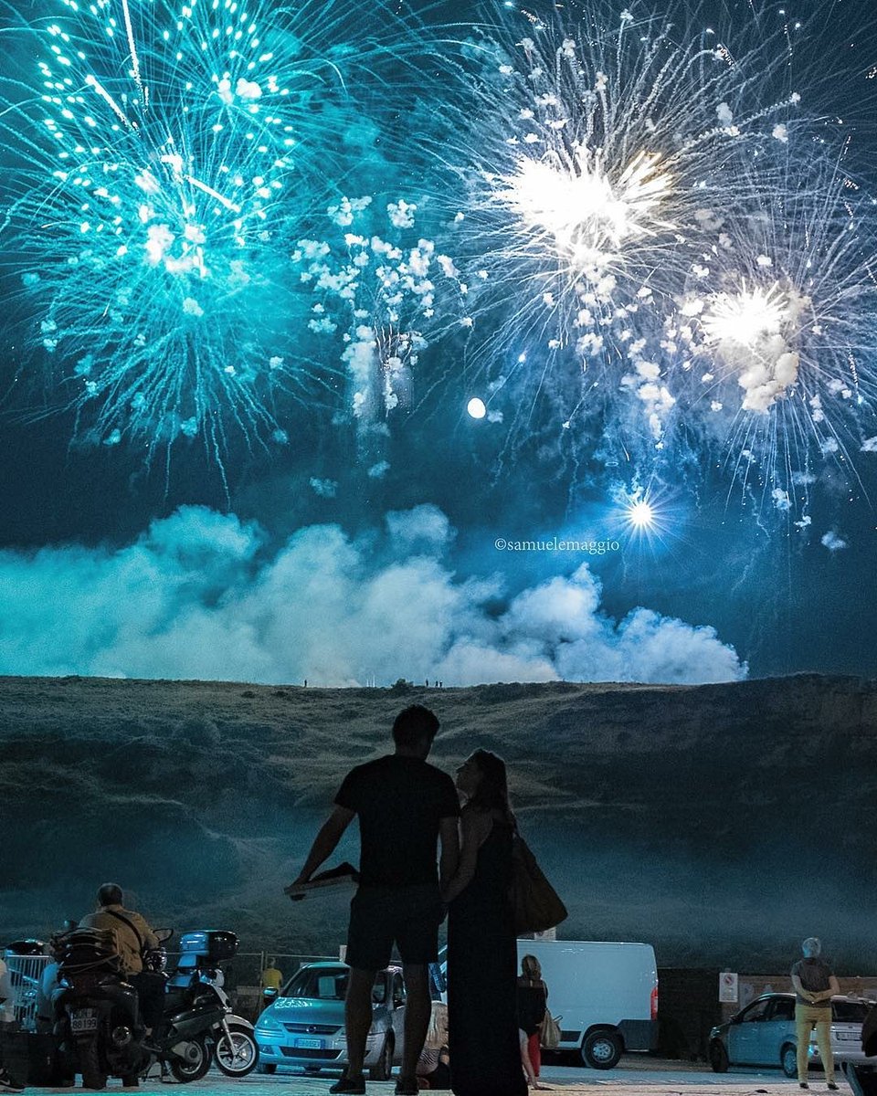 igersbasilicata's tweet photo. E con @ samuelemaggio vi comunichiamo che il giorno più lungo per i materani si è concluso alla grande! Ma ricordate di condividere con noi i vostri scatti della #festadellaBruna  👉 #guardachebruna #igersmatera #igersbasilicata 
✔ fino al 9 luglio ✌
✔ passateparola 😉 https://t.co/WTrSYDAQ44