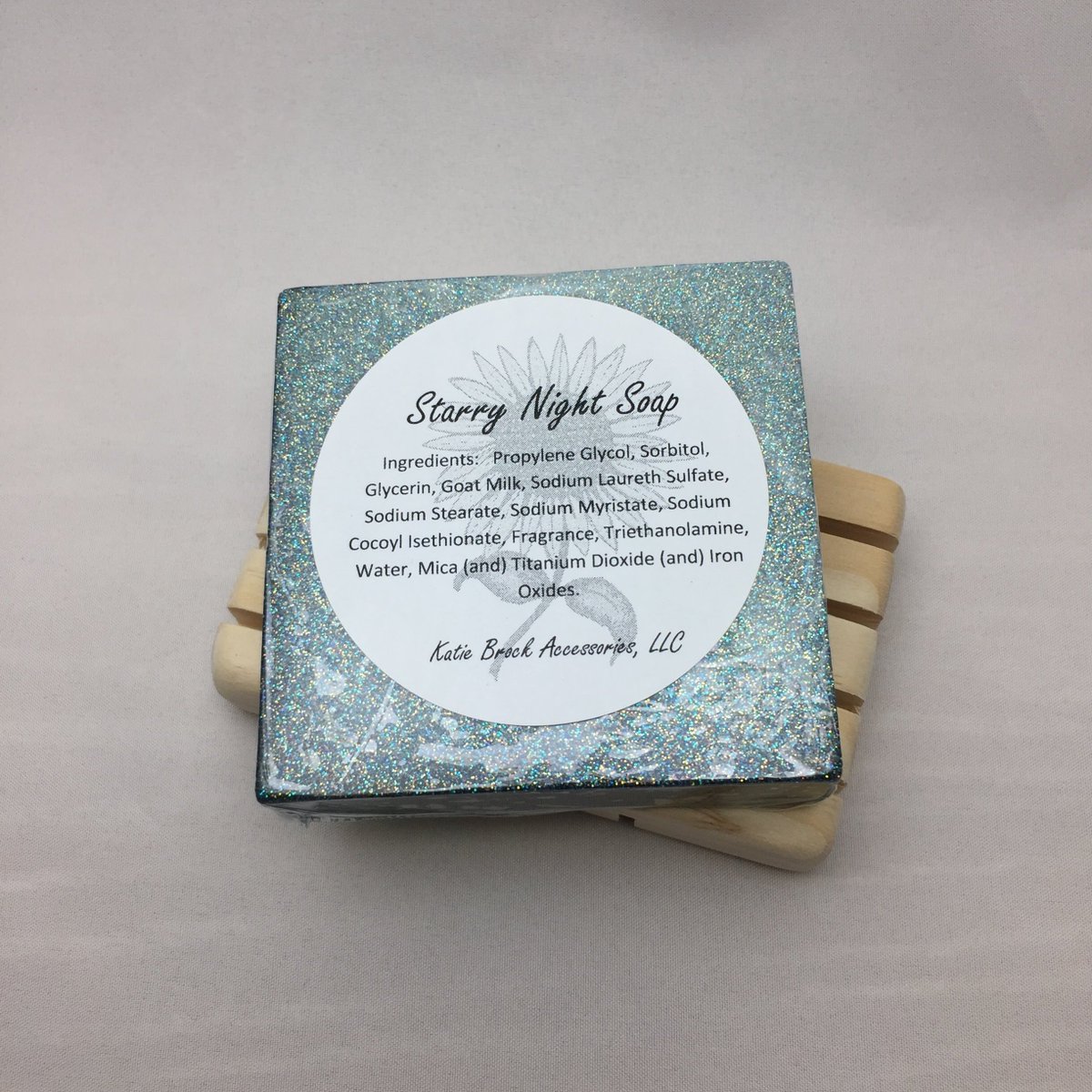 SinclairSoap's tweet image. Starry Night Soap #handmade #beauty #bath #handcrafted #homemade
$5.00
➤ goo.gl/6Sybba
via @outfy