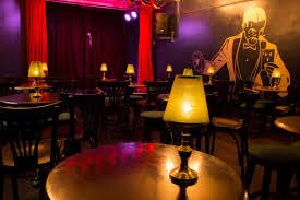 Not your standard Stand-Up Comedian, Mat Ewins is here tonight for a night of Comedy! 

The stand-out show of 2017, Mat combined technical brilliance and non-stop laughs to create an hour that was both astounding and hilarious. We’re pretty sure he will nail it this year as well.