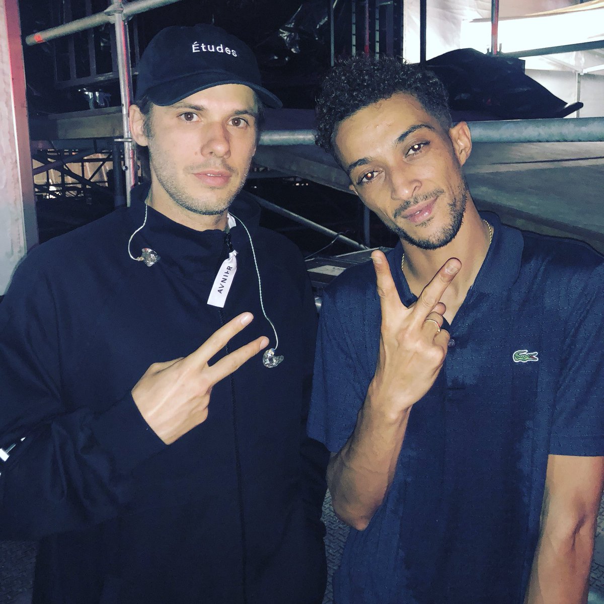 demiportion34's tweet photo. Quand tu partages la scène avec une bête @Orel_san vraiment bouillant ! Hâte de vous recroiser #DemiFestival 🔥 mes respects #SuperHéros https://t.co/DsKiDujmxC