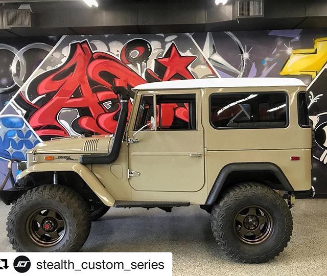 EHOutfitters's tweet photo. #Repost @stealth_custom_series
・・・
Monday morning classic FJ40 with a 2JZ motor swap!!! Owner: @robdrake 💯💯💯 #stealthcustomseries #teamstealth #stealthmode #stealth_custom_series #scstoyota #scswheels #stealth6 #f5 #sr8 #ray10 #4wdtoyotaowner #4w… https://t.co/to448KaxHi https://t.co/JeKQTVTujI