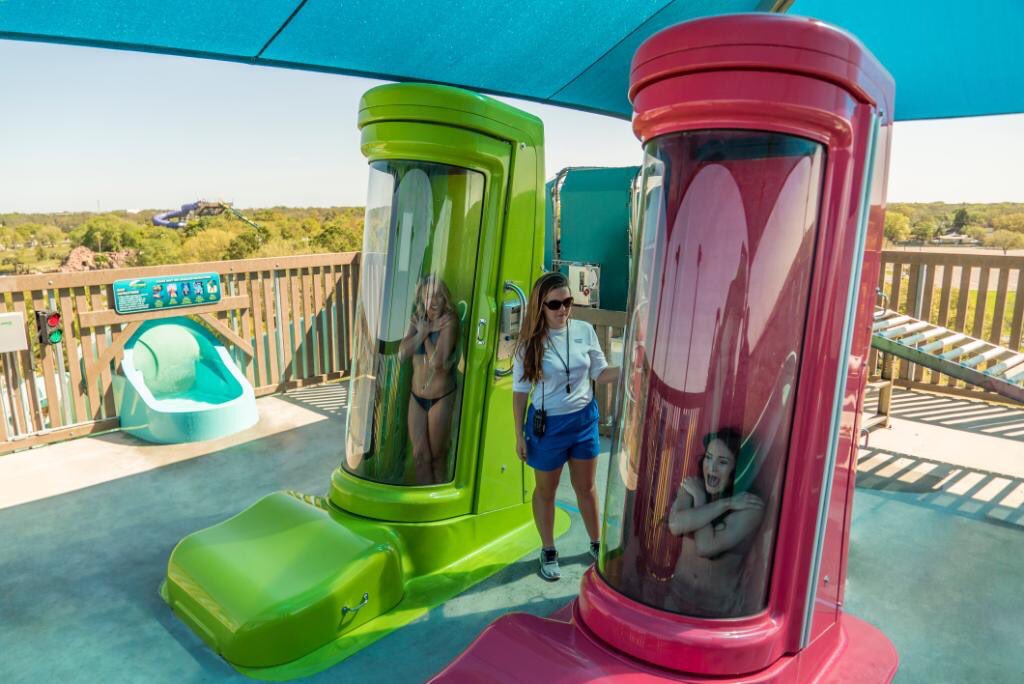 Adventure island camping distractiv