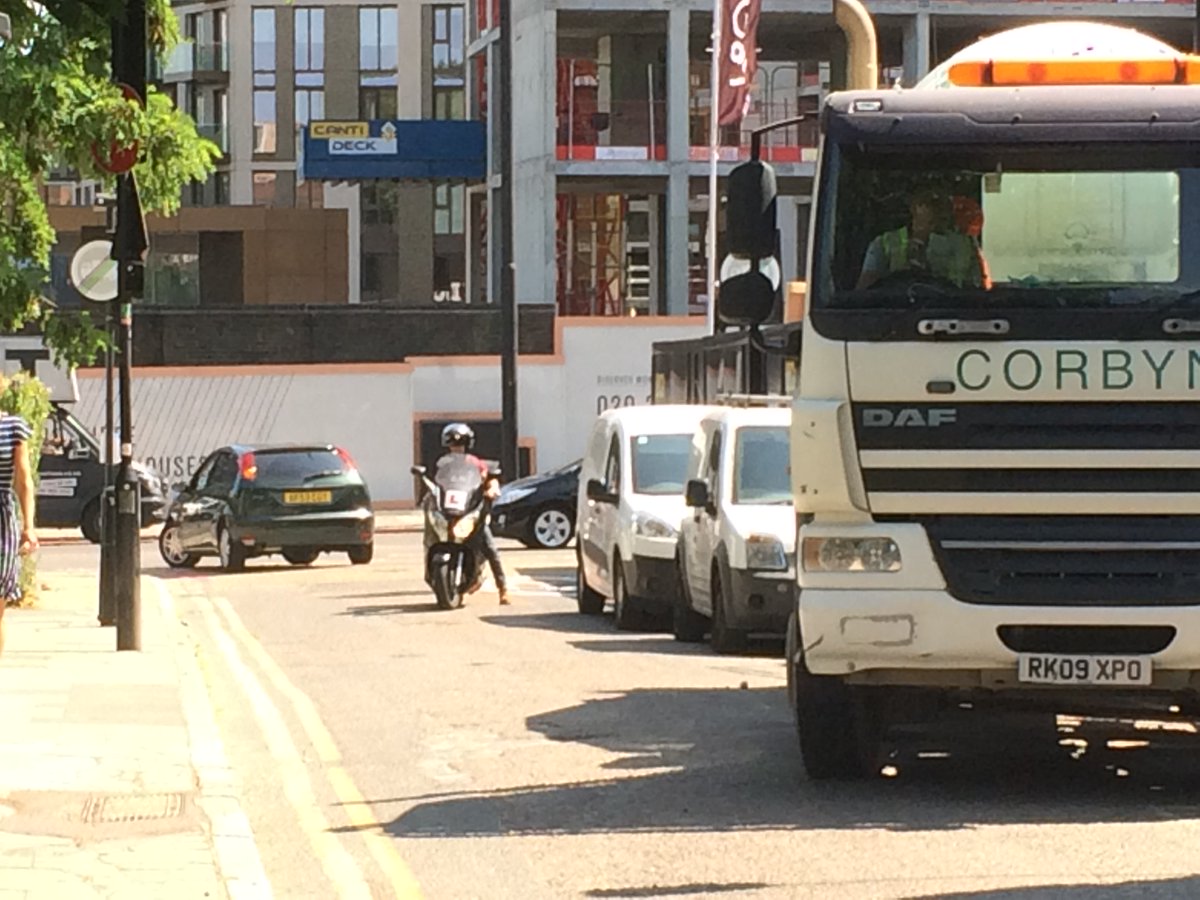 JakeMoeller1's tweet photo. I hope @TowerHamletsNow reconsiders its decision to turn #EnsignSt #Whitechapel into a cul-de-sac without resident consultation. How might emergency vehicles access from an always crowded #CableSt ? @MayorJohnBiggs @shahsuhelameen @victoria_obaze https://t.co/9hGQD7jg2o