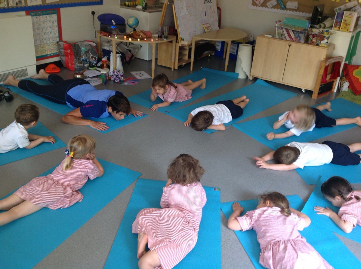 KESBath's tweet image. Everyone at the Pre-Prep and Nursery enjoyed a yoga session with @flowkidsclub today, as part of the School&apos;s #BigHealthyWeek initiative