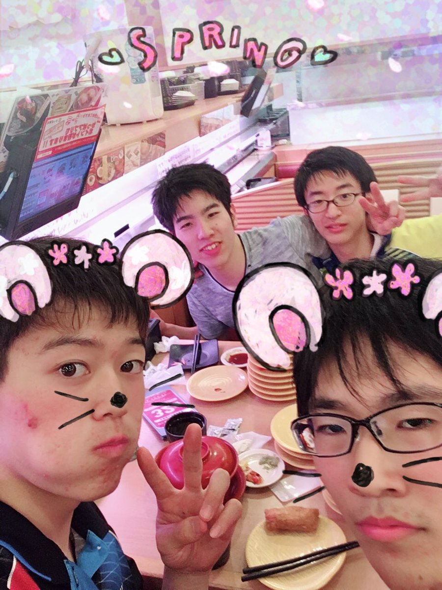 昨日やっと高専大会終わりました。
男子シングルスはベスト8と16でした。女子シングルスはなんと優勝でした。そして、8月末にある全国大会にでます！！
応援のほどよろしくお願いします！！