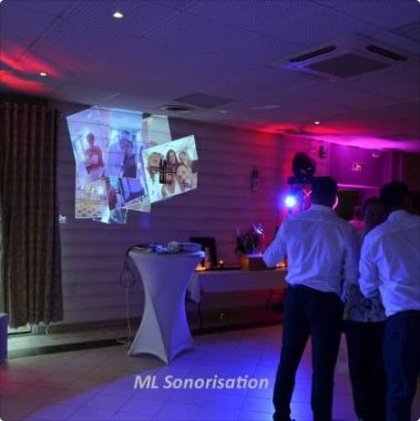 CAMtronicBox's tweet image. Très bon retour et premier succès pour ML sonorisation (Manuel Luiz) et son Wallee-R. Enjoy ;)
#wallee #interactivewall #photoswall #event #interactif