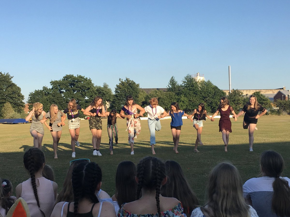 MASCheerteam's tweet image. Awards night 2018 thanks for looking after us so well and providing a fantastic venue @WythyT We had so much fun. A great way to end the year.