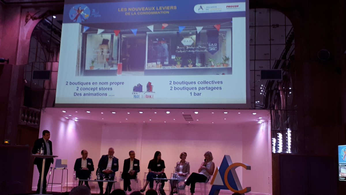 Clesdudigital's tweet photo. Le concept des boutiques partagées par @RueMadeInFrance à la matinée #ConsoDemain https://t.co/41bBjzGO4s