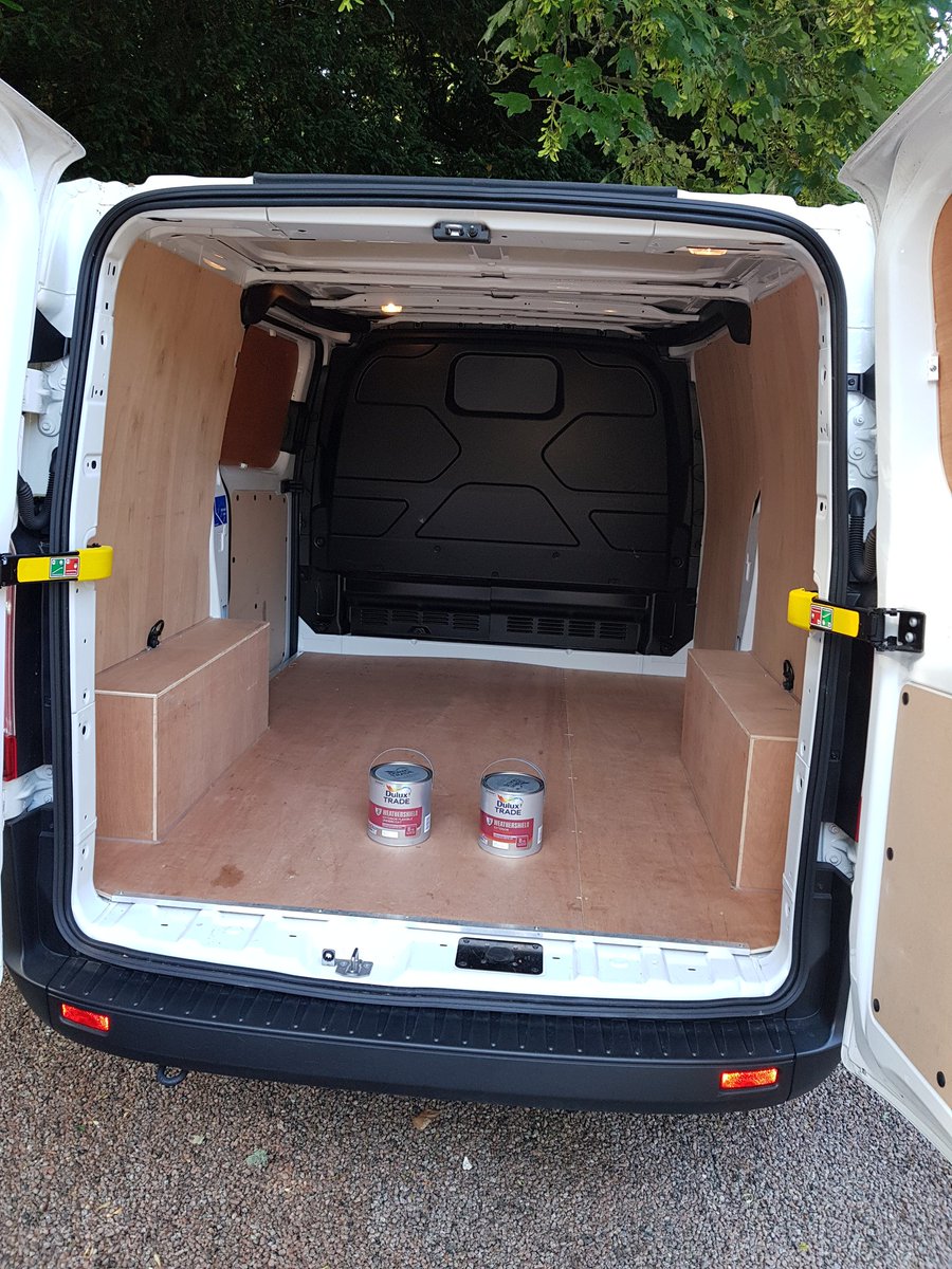 DecoratorAndy's tweet image. Not sure I need such a big van!! @duluxuk @Hertz #MasterDecorators andrewpullen.co.uk