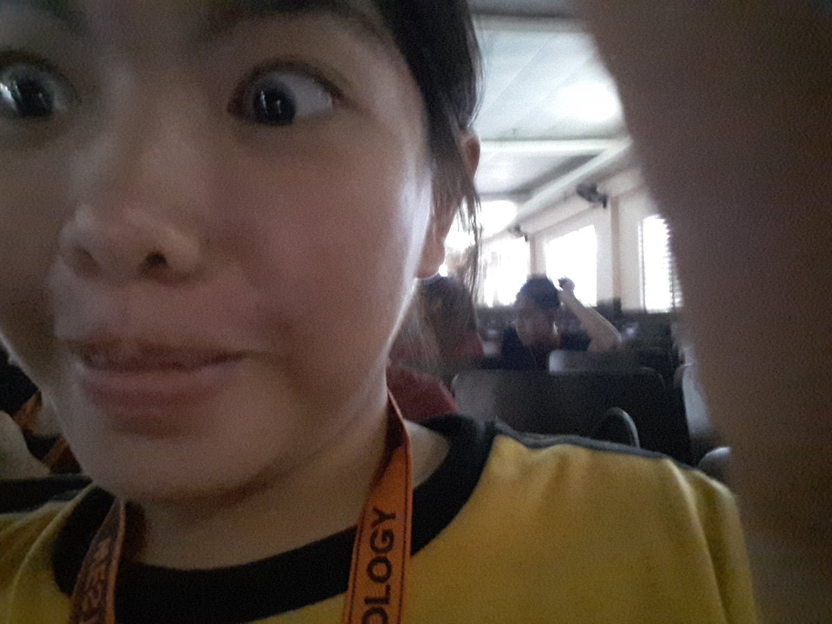 hal_lez's tweet image. My shocked face lmfao.