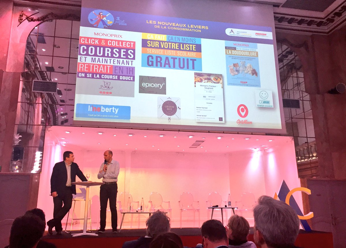 JeromeMONANGE's tweet photo. #ConsoDemain @regisschultz CEO @Monoprix parle du développement des enseignes du groupe , et de la #digitalisation en cours des #vitrines et du #magasin : #selfcheckout  ... #Monoprix veut se positionner comme leader #omnicanal et #ondemand des centres ville @AllianceCommerc https://t.co/6kmnYeTOw3