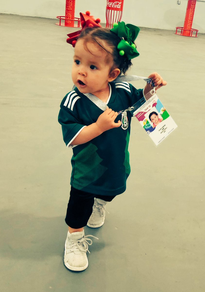 BrendaValSep's tweet photo. 🇲🇽su primer mundial🇲🇽

Nos fue muy bien amor jeje ! https://t.co/dq3BWup9gs