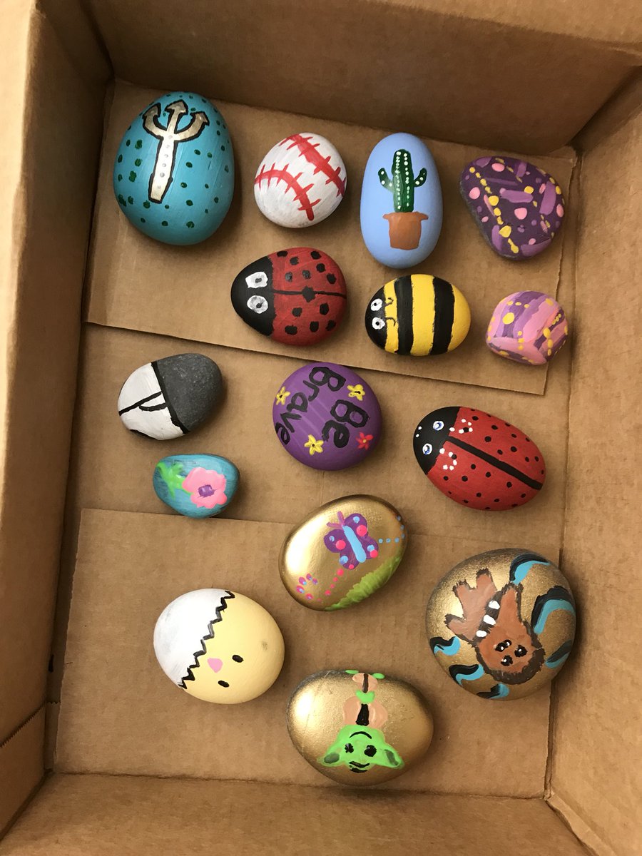 mswalters47's tweet photo. My #UCFCCIE students took our Literacy and the Arts partnership with #ManateesRead  very seriously. We can’t wait to see kiddos posting pictures with our rocks and their library books! https://t.co/9B8jssrM52