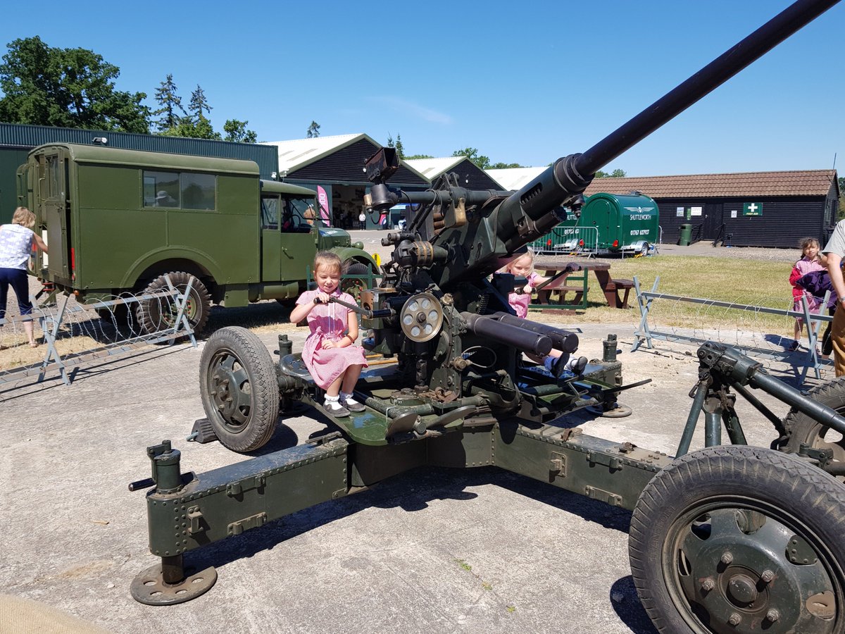 Caldecote_CE's tweet photo. Today we are celebrating 100 years of the RAF at Shuttleworth #RAF100BatonRelay https://t.co/sLT9OBYM4d