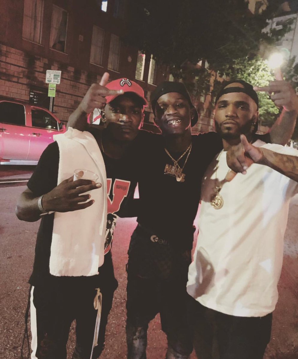 FlippaVilleEnt's tweet photo. @quando_rondo @therealForeva @BWE_Snax https://t.co/BcUJ862pWQ