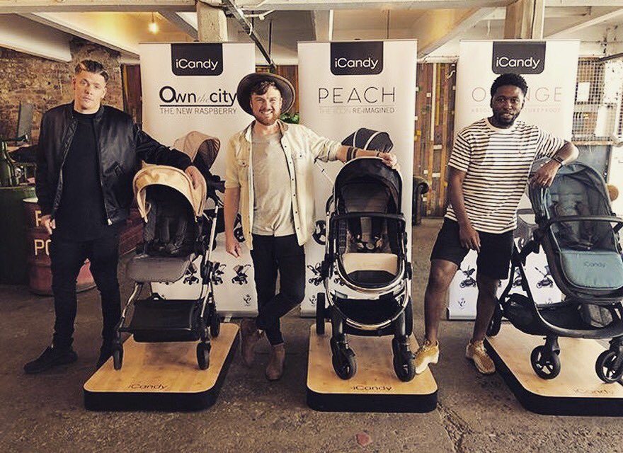 iCandyWorld's tweet photo. Something rather exciting is coming... 😁😁😁
Special thanks to our #DadDash collective of @thegrimwadefamily, @thedadhe & @braaadoss 🙌 You guys were a PLEASURE to work with & we look forward to dropping the video!! #ComingSoon
#iCandyPeach #iCandyRaspberry #iCandyOrange https://t.co/IlbFxkj4xW