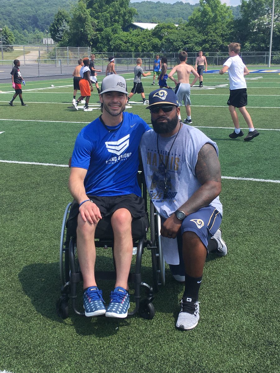 StandStrongTC's tweet photo. Another fun camp in the books. Big thanks to @coach_harris33 for letting us be a part of it. It’s always fun seeing the Harris family! https://t.co/U7Kgs28HvW