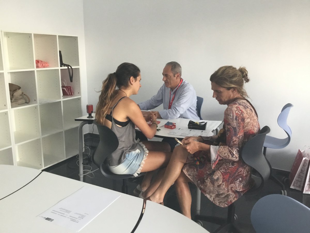 euncet's tweet photo. Un cop més ha sigut una experiència extraordinària rebre una gran acollida del nou grau! ♥ 
Gràcies a tots per participar a l'#OpenDayCTEF! 👏  #CTEF #SomEsport https://t.co/yxVTOu1AVK