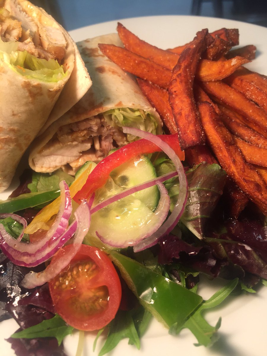 Free cold drink with any meal over £5 today 🌯🥤☀️ #dealsfordays #freshfood #streetfood #chesterfood <a href="/ShitChester/">12 years of Shitchester</a> <a href="/ChesterFoodPorn/">Chester Food Porn</a>  <a href="/chestermarket/">Chester Market</a>