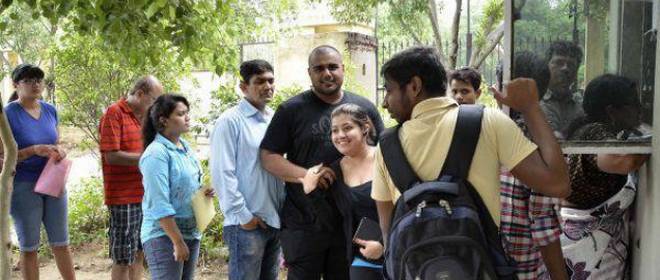 ConneXRM's tweet image. Standing in long queue is herculean to make fee payment. However, with eLite Unified Payment Portal, you can pay your children’s fees hassle-free. For more visit: connexrm.com/eLite-upp.html #onlinefeepayment #payschoolfeesonline #schoolfeesoftware