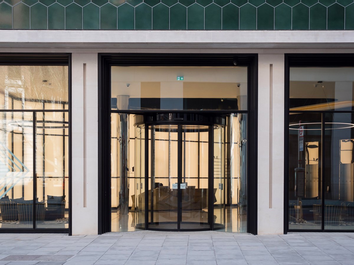 No 1 New Oxford Street – formerly known as Commonwealth House – now has an entrance which echoes its proud heritage, combining sleek elegant aesthetics with modern convenience... - bit.ly/2u0z6NE