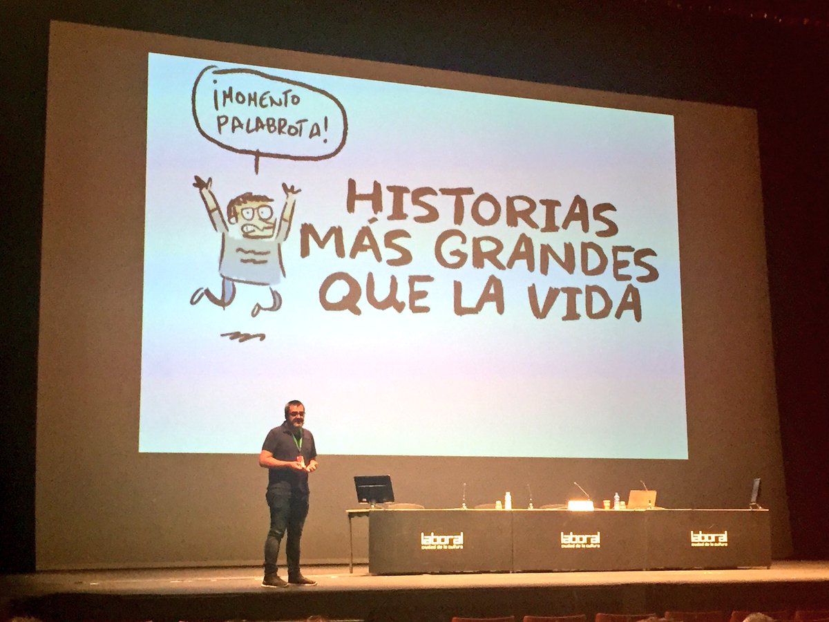 luciaalvarez's tweet photo. Escuchando al gran @krispamparo ¡como presta escuchar a alguien a quien admiras por su trabajo y que te encante su discurso!! Y si es con dibujos mejor 😍 #edujornadasactivas2018 #creatividad #dibujadomolamas #masartisticas #visualtinking https://t.co/Pssz1VrxXk