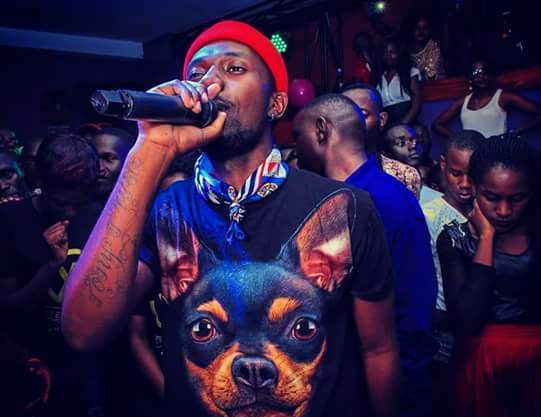IslahBaner's tweet photo. #Onkonkonya video by @TonyTrust2 is officially out 
⚫Audio producer ▶@daryhitsmukisa
⚫video make by ▶ @frank_jah 
⚫RecordLabel▶ @mpakarecords 
Follow link or subscribe to @TonyTrust2 YouTube for full video 🎬➡➡ https://t.co/AtkgYUOvra https://t.co/bSqu0Gm93X
