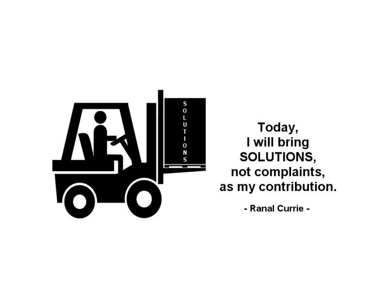 Ranal55's tweet photo. Retweet if you are only going to bring solutions, not complaints, today.

Today, I will bring solutions, not complaints, as my contribution.
  #quote  #solutions #complaints https://t.co/t1IdYEzvME