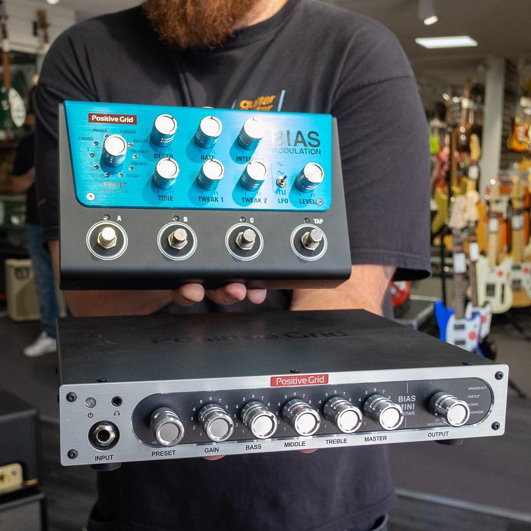 Visit guitarguitar Camden and plug into any piece of <a href="/PositiveGrid/">Positive Grid</a> gear, we'll give you a FREE copy of BIAS FX LE, an AU/VST/AAX compatible software which gives you six pedals, three amps and sounds amazing. Very limited supply so be speedy! gtrgtr.uk/PositiveGrid-O…