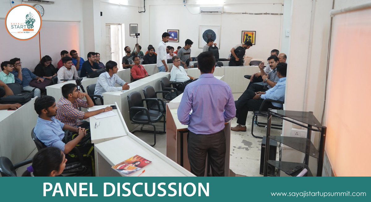 SayajiStartup's tweet photo. Day 1 and Day 2: Panel discussion. Topics like Automobiles, Road and Transport, Artificial intelligence, Robotics were discussed by professionals. 

#SSS2k18 #CelebratingIdeas #StartupFestival https://t.co/w8nDmY5gne
