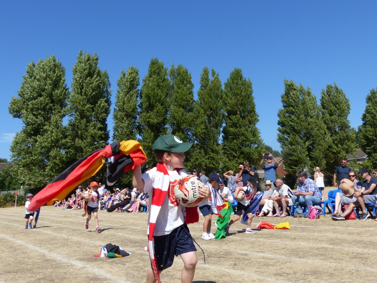 StJeromesSch's tweet image. Fabulous Infant Sports Day ending with a whole school Harry's Mile @HelpHarryFund Perfect!