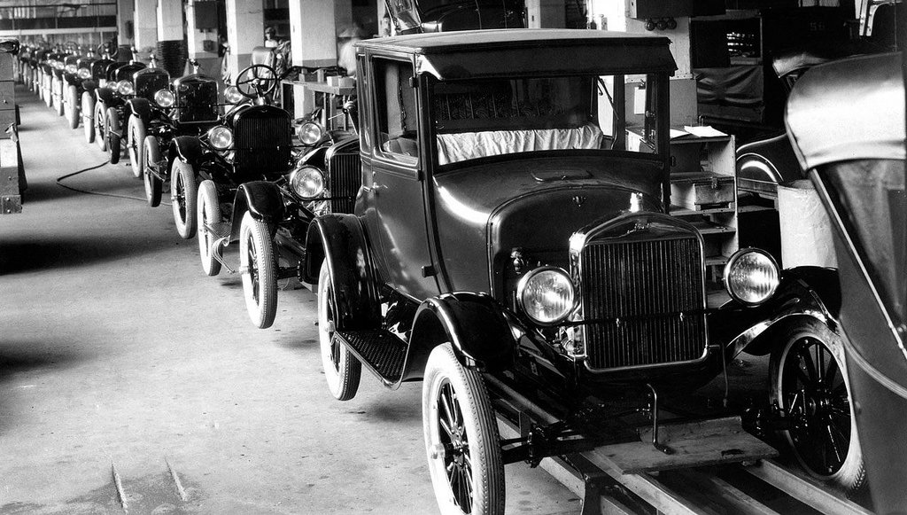 NewCollarNetwrk's tweet image. &amp;amp; #advmfg jobs are built on American Ingenuity as well! #NewCollarWorkforce is able to operate new #tech like #3DPrinters &amp;amp; solve complex problems! #Happy4th  RT @PotomacPhotonic: Celebrating American Ingenuity in #manufacturing! bit.ly/2KwoZen