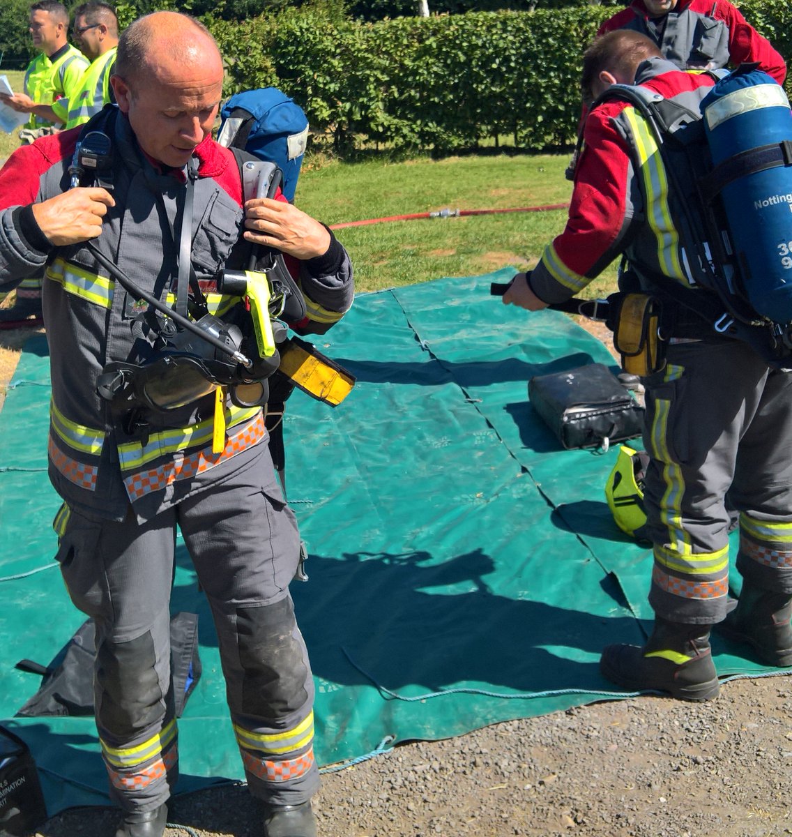 This week @DPO_Carley & I gained an insite as to how @nottsfire crews deal with #ChemicalSpills as #BlueWatch from #ArnoldFS #CarltonFS #StockhillFS & RDS from #HucknallFS were put through a training exercise. #OneTeam #CreatingSaferCommunities #GreatWork