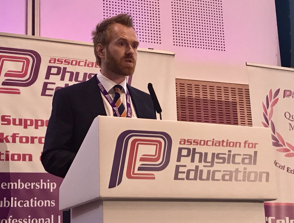 afPE_PE's tweet photo. A very warm welcome to @MatthewMeckin from Ofsted who is an HMI and the National Lead for PE.

The focus: Curriculum intent, implementation and IMPACT!

#afpe2018 https://t.co/VKdzxSkGaK