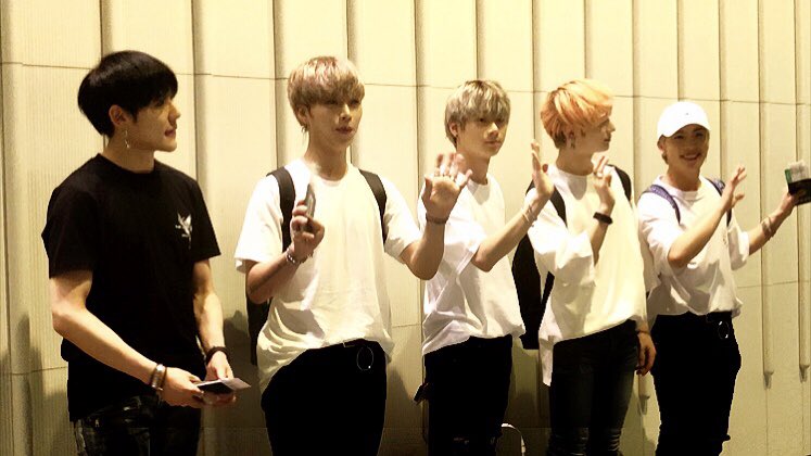 sabagairu612's tweet photo. #challenger
@challenger_five
@carejun0208
@tg930409
@sg9104
@C_jeeho822
@youn_1203
しばしの別れ💧
#ruan #Q #taegun #jeeho #raon https://t.co/xqdOkXrvE5