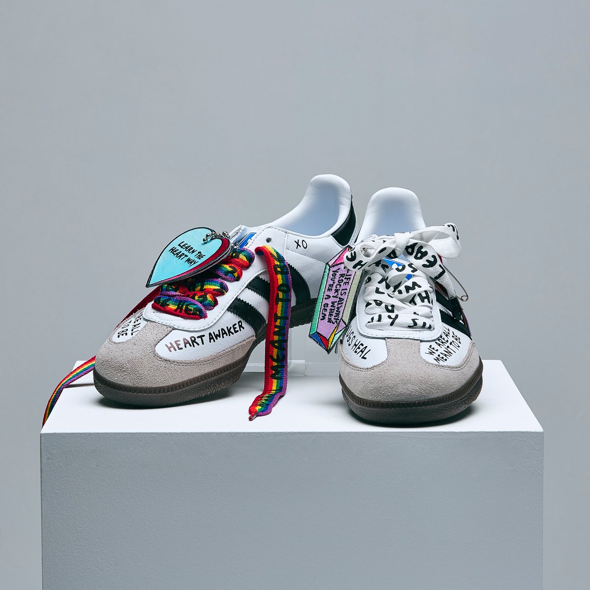 Real_Eltonjohn's tweet photo. Elton and Amber Ibarreche have customised a pair of @AdidasLondon trainers in support of @AlbertKennedyTr and their work with #LGBT youth. They are now on charity auction at https://t.co/XfG4elFQcf.

#prouder #createdwithadidas #pride https://t.co/U38qTMXPJC https://t.co/teM0CcWKX5